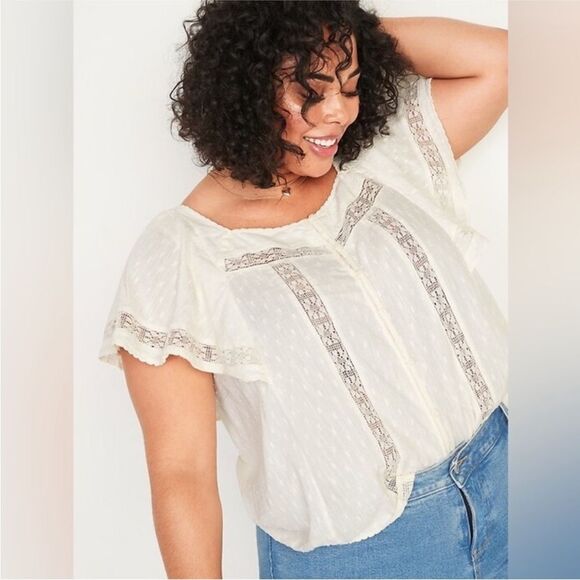 Old Navy Oversized Clip-Dot Crochet-Lace
Button-Front Blouse - Picture 1 of 7